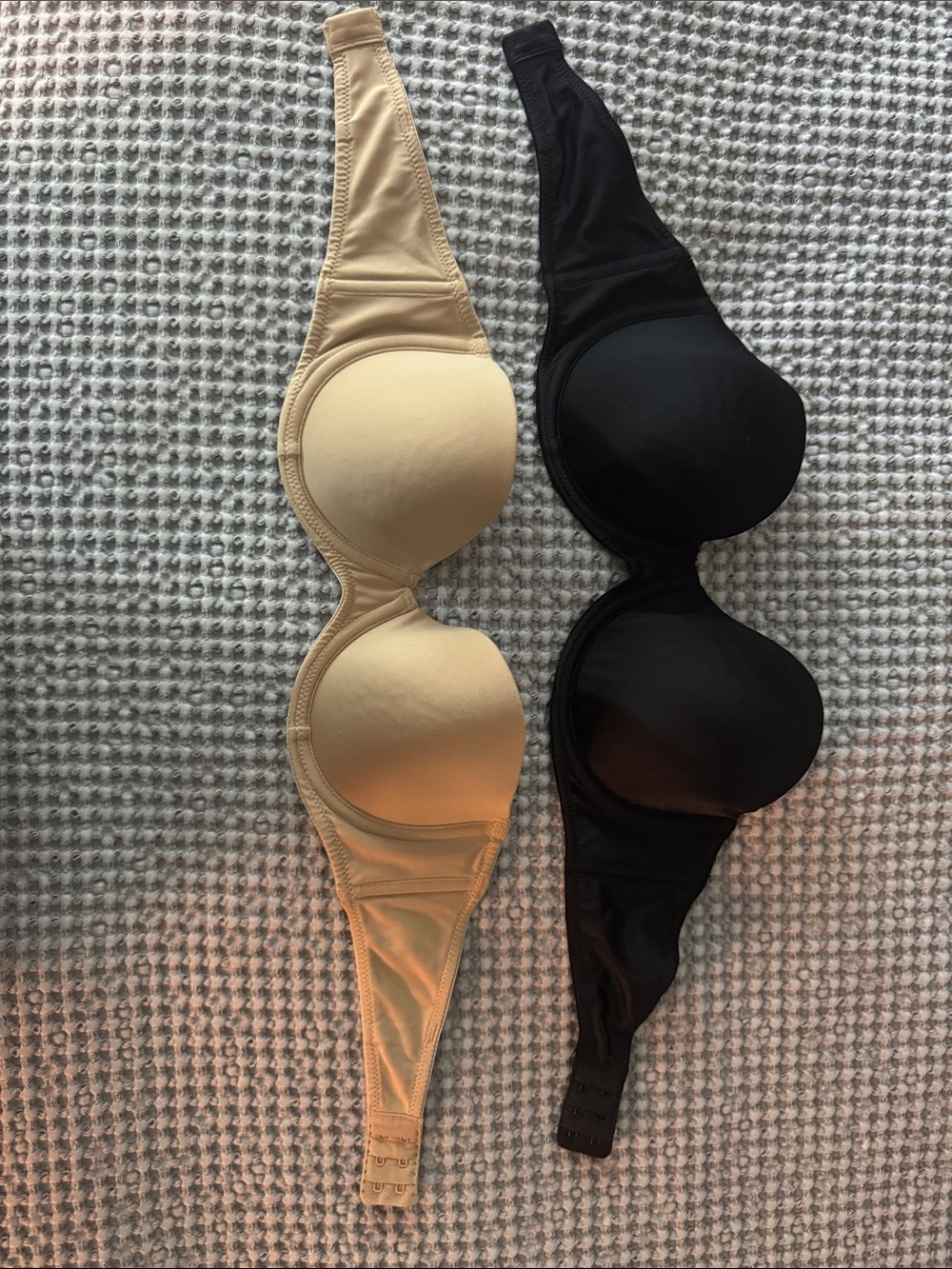 Aerie Audrey Smooth T-Shirt Bra in Black and Nude(Strapless)